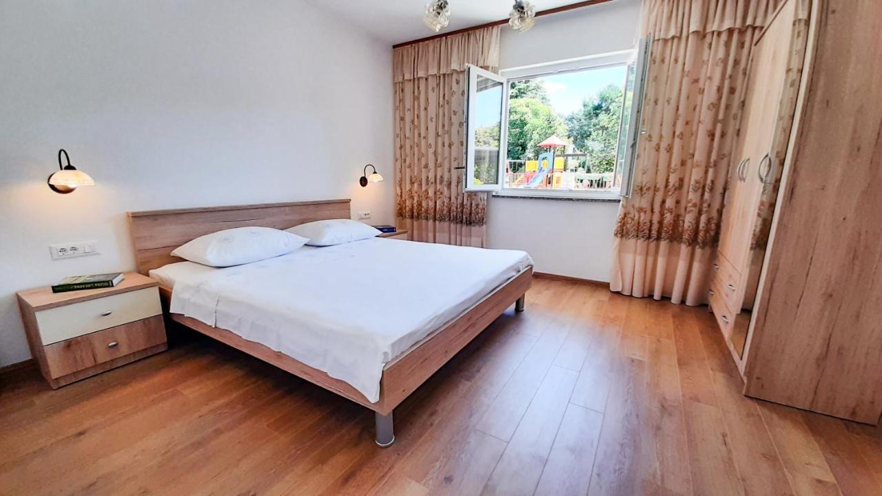 Apartment Nina ロヴィニ エクステリア 写真